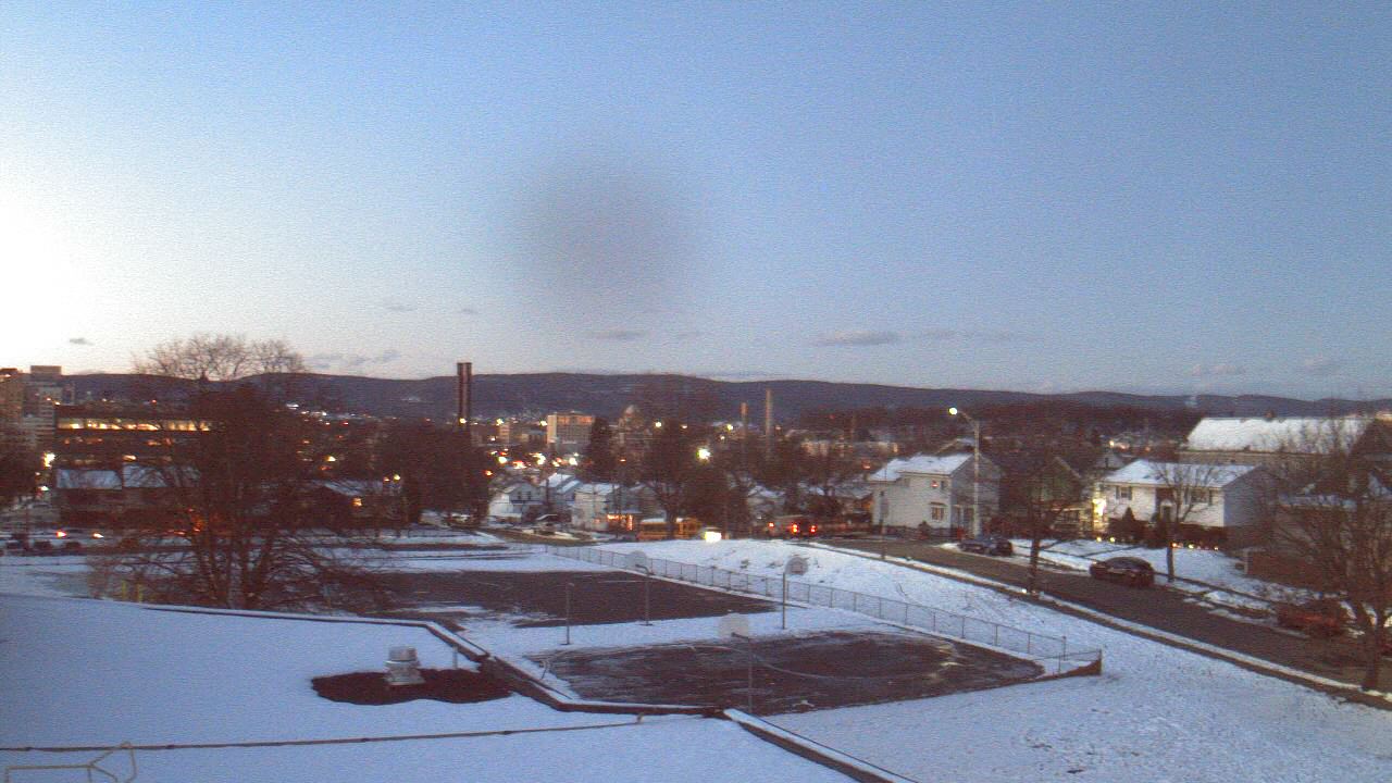 Thumbnail for current weather camera view from Heights Murray ES in Wilkes-Barre, Pennsylvania