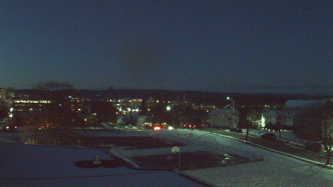 Thumbnail for current weather camera view from Heights Murray ES in Wilkes-Barre, Pennsylvania