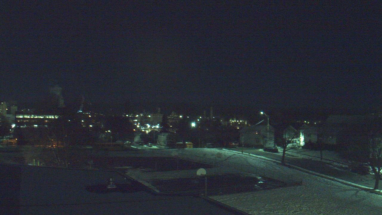 Thumbnail for current weather camera view from Heights Murray ES in Wilkes-Barre, Pennsylvania