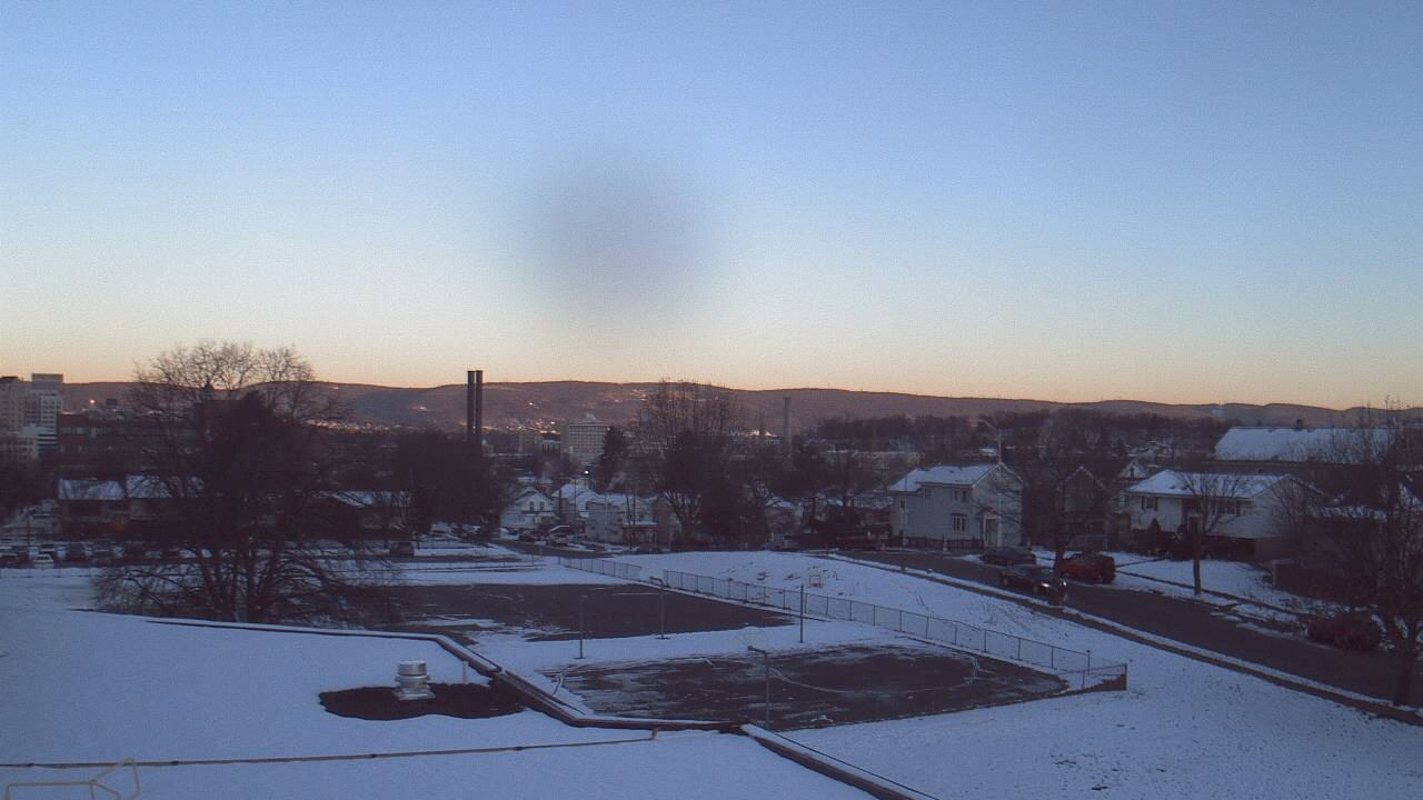 Thumbnail for current weather camera view from Heights Murray ES in Wilkes-Barre, Pennsylvania