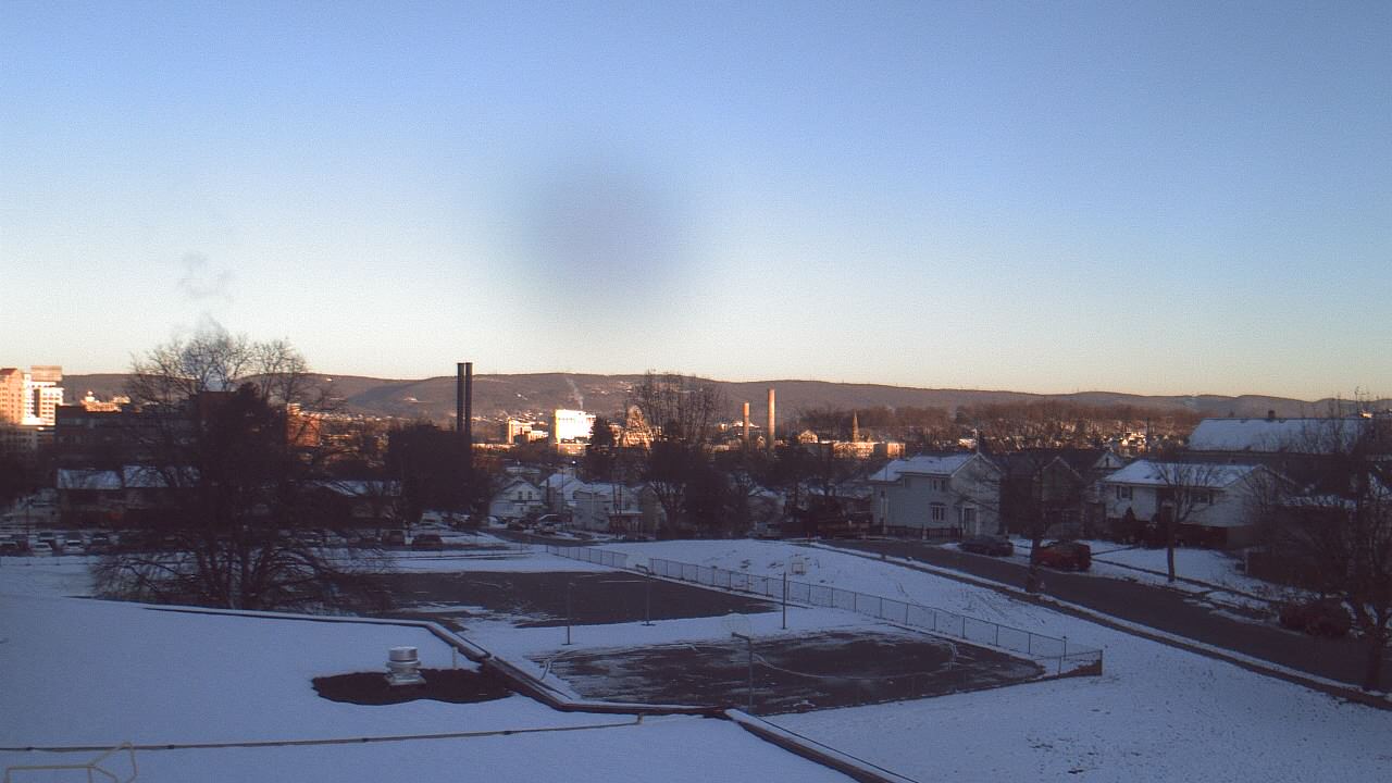 Thumbnail for current weather camera view from Heights Murray ES in Wilkes-Barre, Pennsylvania