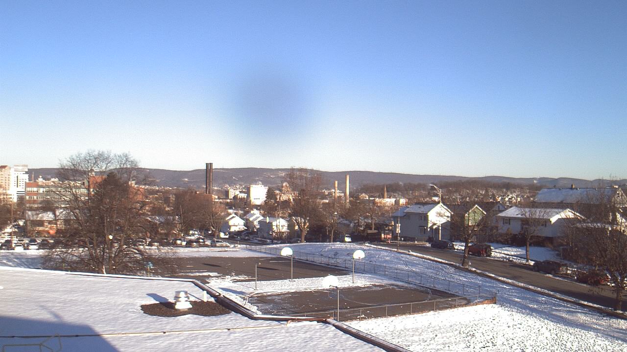 Thumbnail for current weather camera view from Heights Murray ES in Wilkes-Barre, Pennsylvania