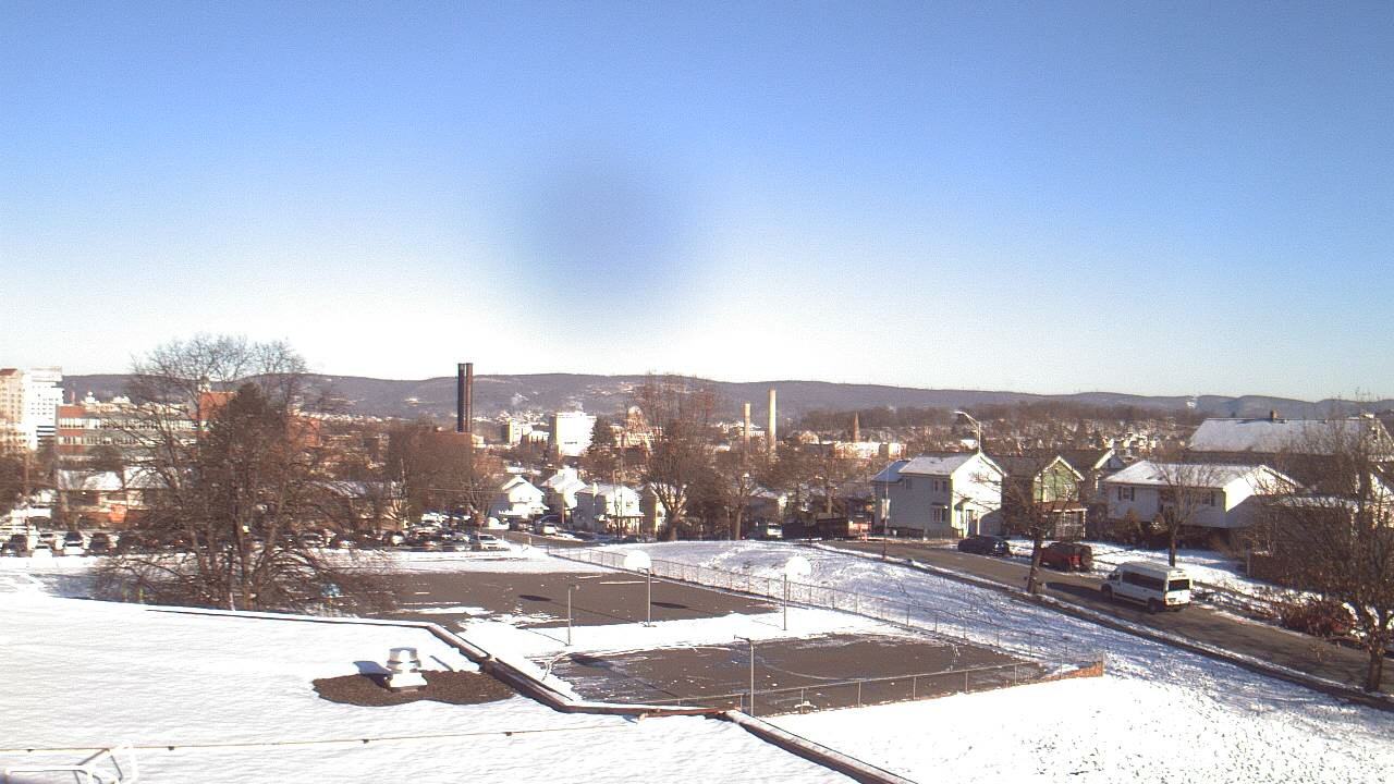 Thumbnail for current weather camera view from Heights Murray ES in Wilkes-Barre, Pennsylvania