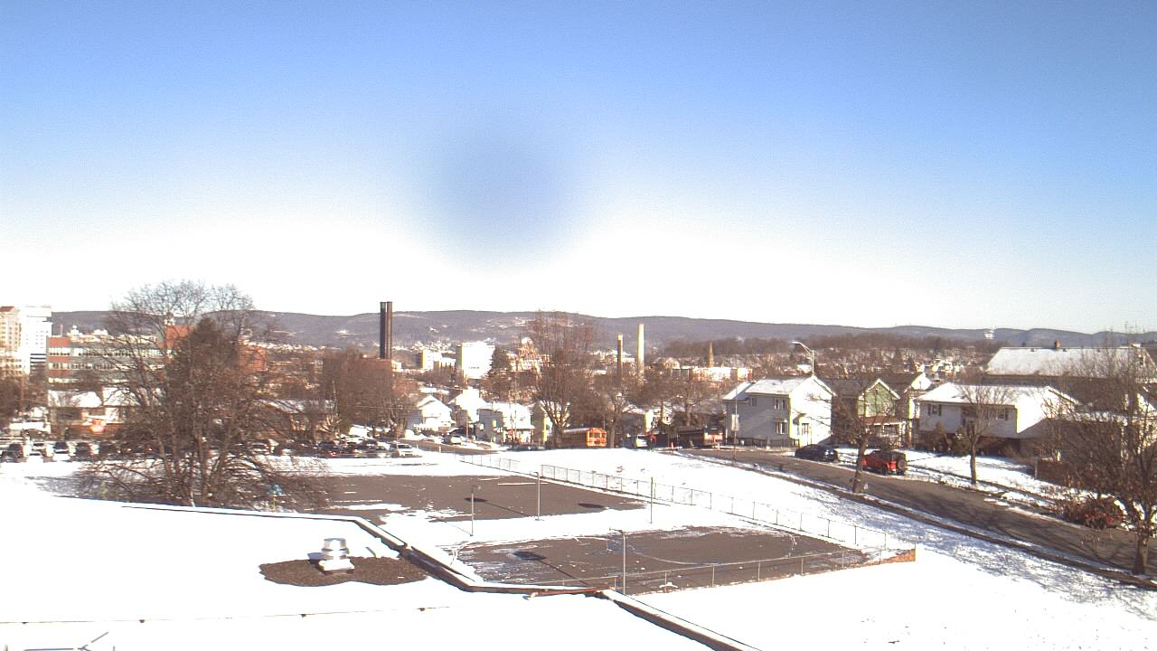 Thumbnail for current weather camera view from Heights Murray ES in Wilkes-Barre, Pennsylvania