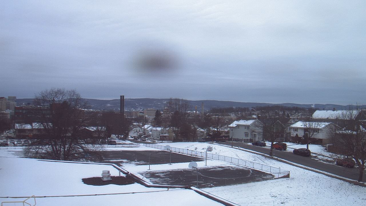 Thumbnail for current weather camera view from Heights Murray ES in Wilkes-Barre, Pennsylvania