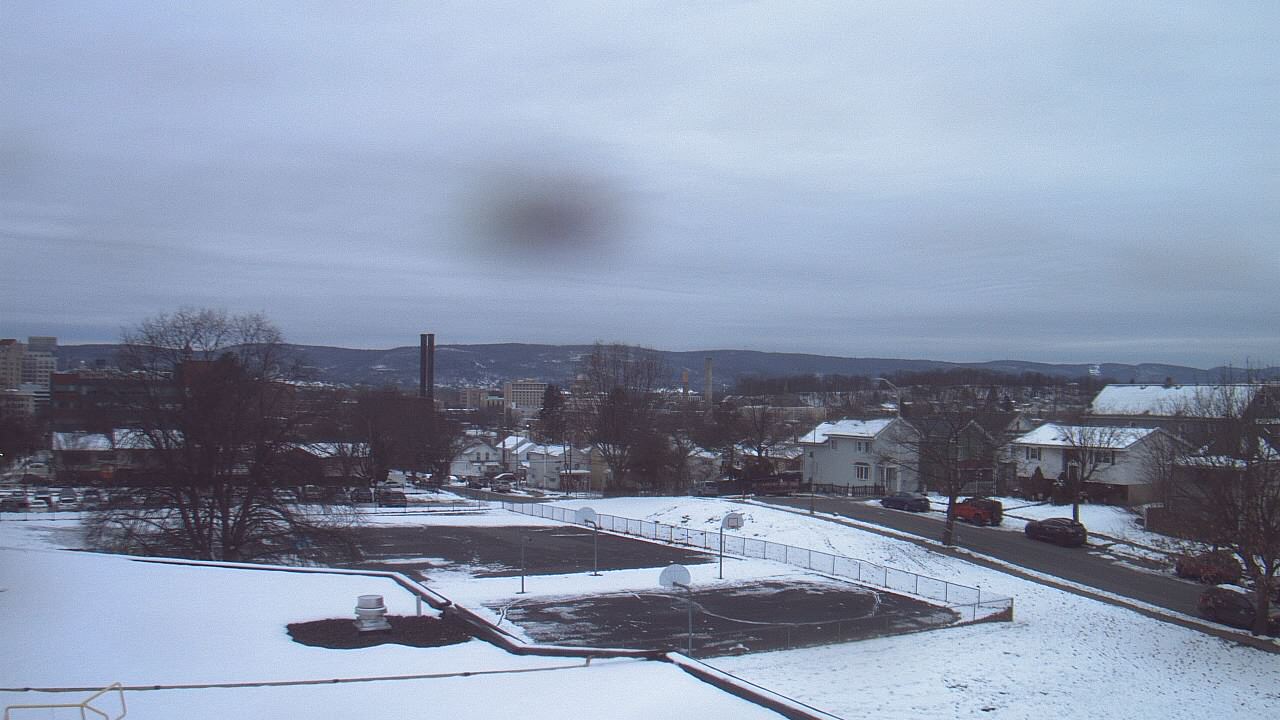 Thumbnail for current weather camera view from Heights Murray ES in Wilkes-Barre, Pennsylvania