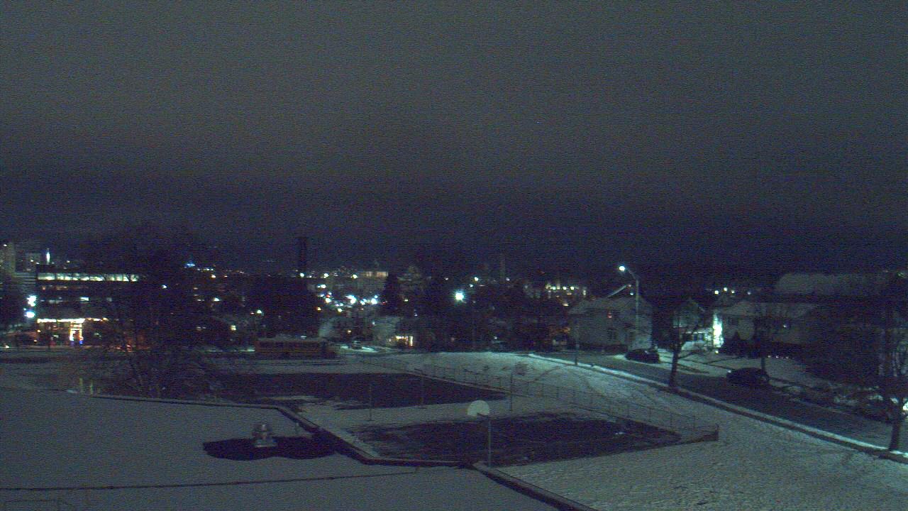 Thumbnail for current weather camera view from Heights Murray ES in Wilkes-Barre, Pennsylvania