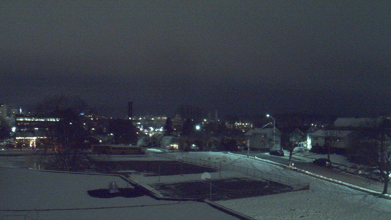 Thumbnail for current weather camera view from Heights Murray ES in Wilkes-Barre, Pennsylvania