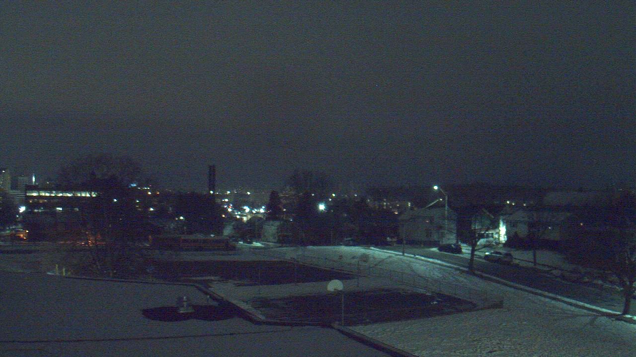 Thumbnail for current weather camera view from Heights Murray ES in Wilkes-Barre, Pennsylvania