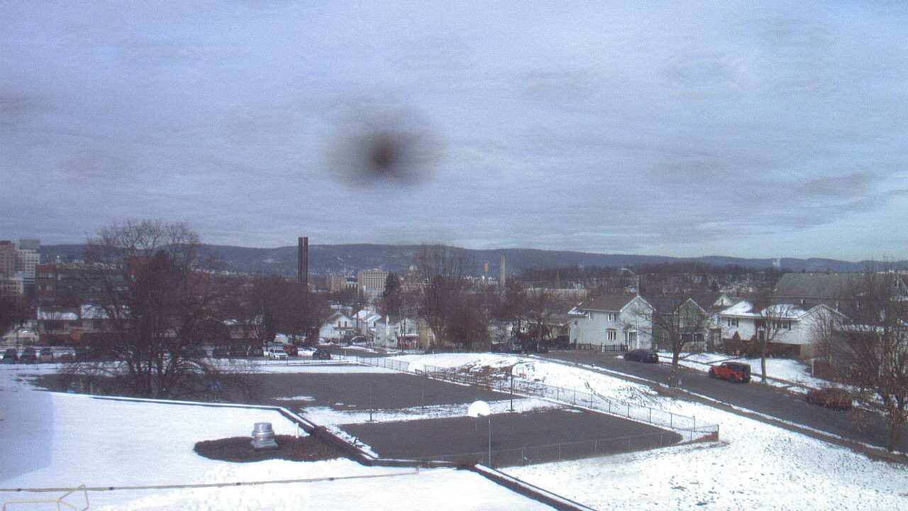 Thumbnail for current weather camera view from Heights Murray ES in Wilkes-Barre, Pennsylvania