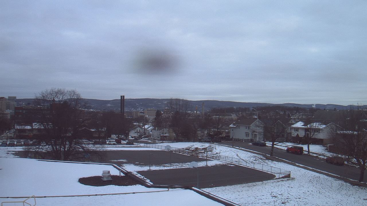 Thumbnail for current weather camera view from Heights Murray ES in Wilkes-Barre, Pennsylvania