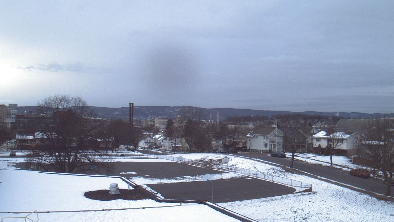 Thumbnail for current weather camera view from Heights Murray ES in Wilkes-Barre, Pennsylvania