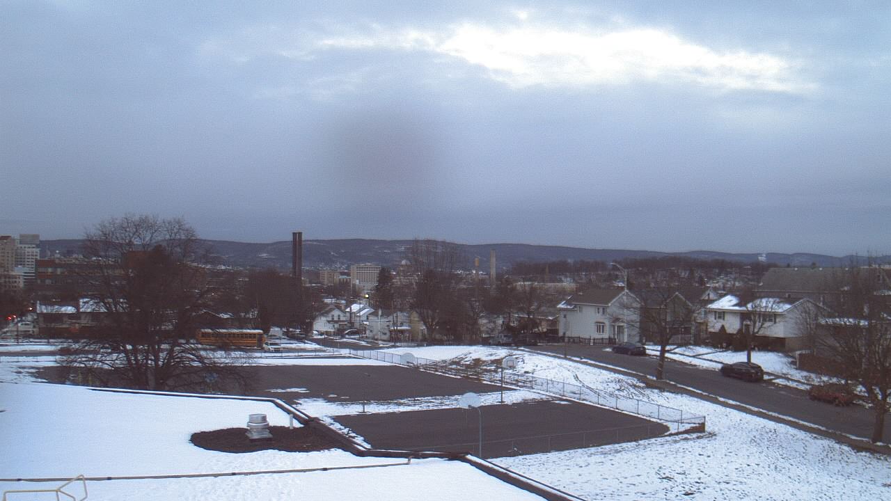 Thumbnail for current weather camera view from Heights Murray ES in Wilkes-Barre, Pennsylvania