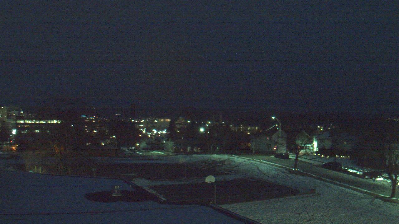 Thumbnail for current weather camera view from Heights Murray ES in Wilkes-Barre, Pennsylvania