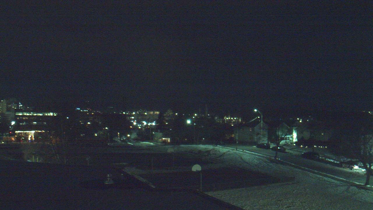 Thumbnail for current weather camera view from Heights Murray ES in Wilkes-Barre, Pennsylvania