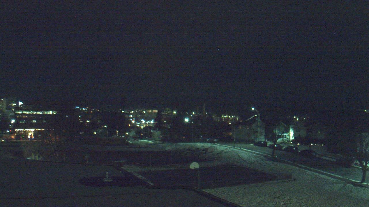 Thumbnail for current weather camera view from Heights Murray ES in Wilkes-Barre, Pennsylvania