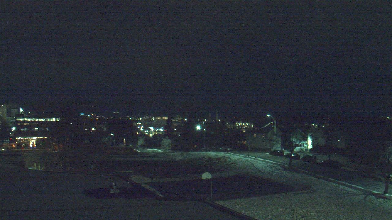 Thumbnail for current weather camera view from Heights Murray ES in Wilkes-Barre, Pennsylvania