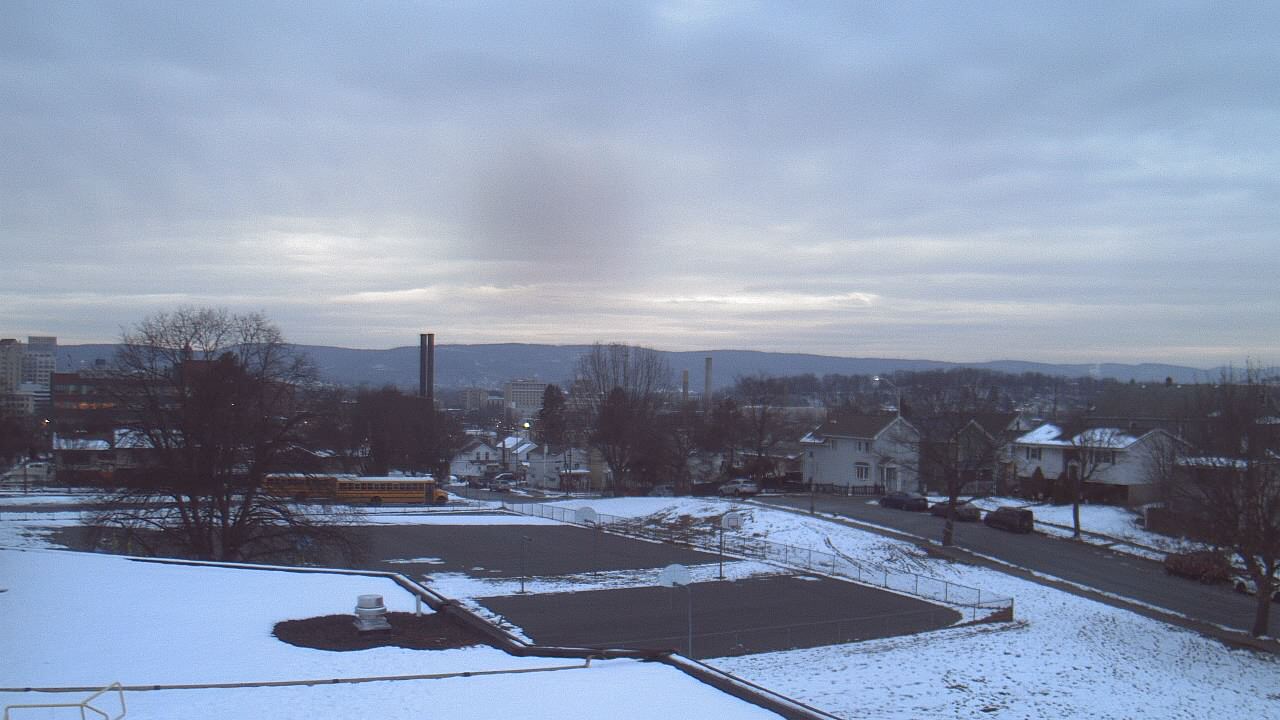 Thumbnail for current weather camera view from Heights Murray ES in Wilkes-Barre, Pennsylvania
