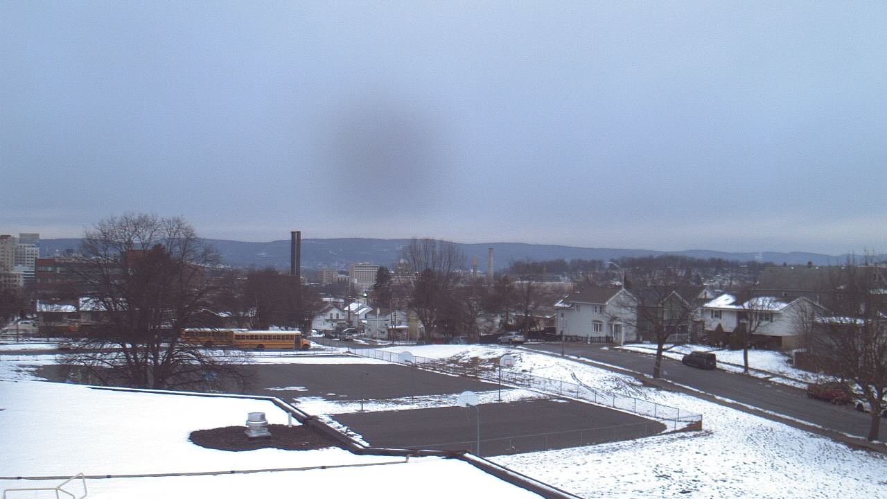 Thumbnail for current weather camera view from Heights Murray ES in Wilkes-Barre, Pennsylvania