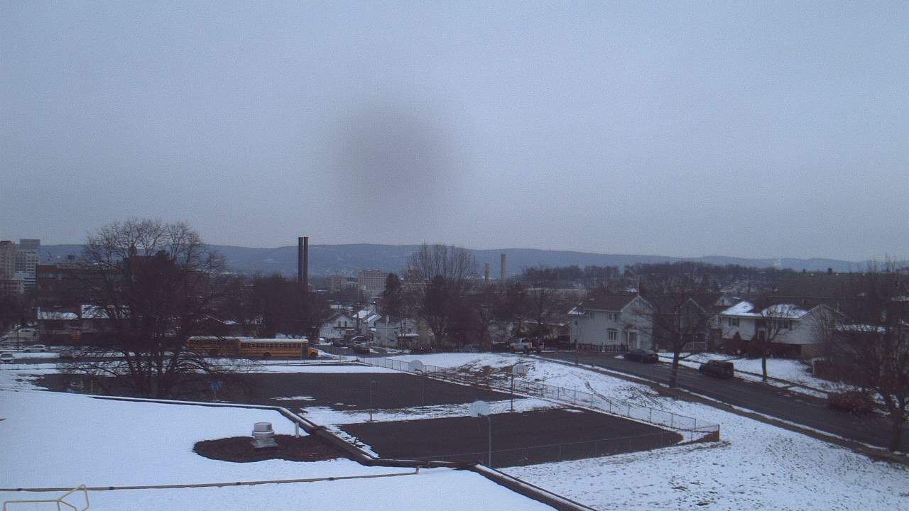 Thumbnail for current weather camera view from Heights Murray ES in Wilkes-Barre, Pennsylvania