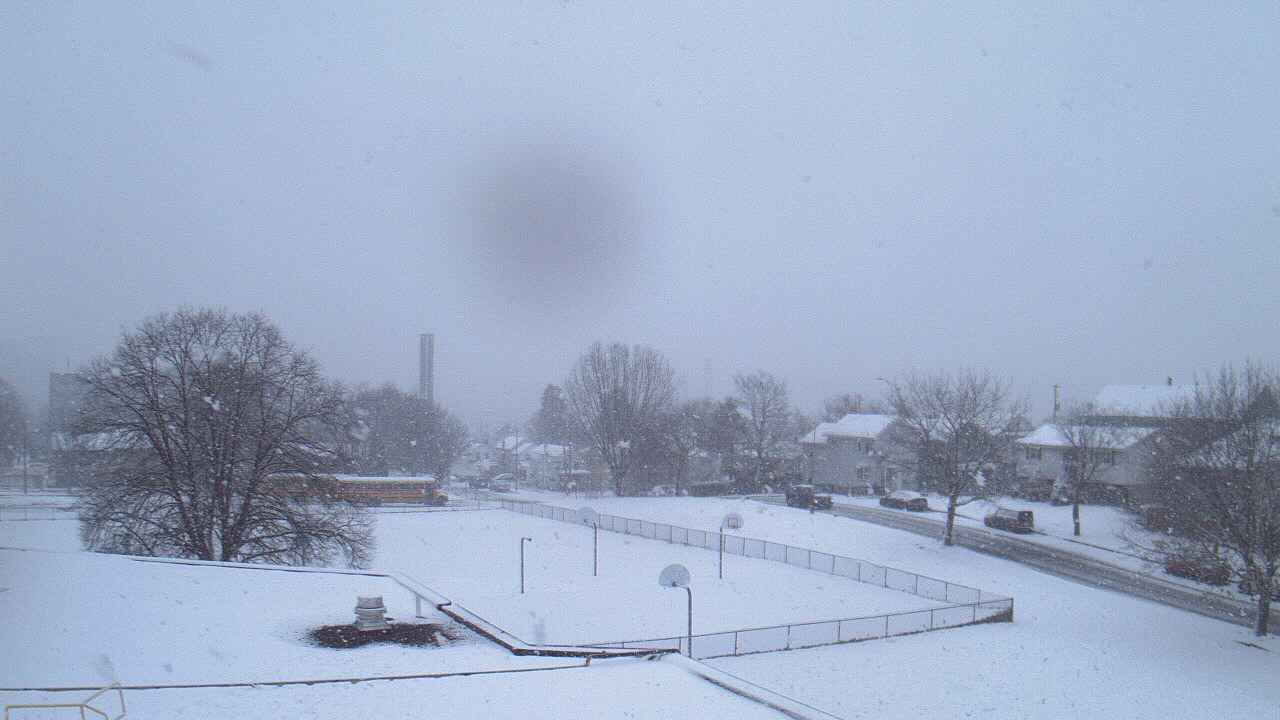 Thumbnail for current weather camera view from Heights Murray ES in Wilkes-Barre, Pennsylvania