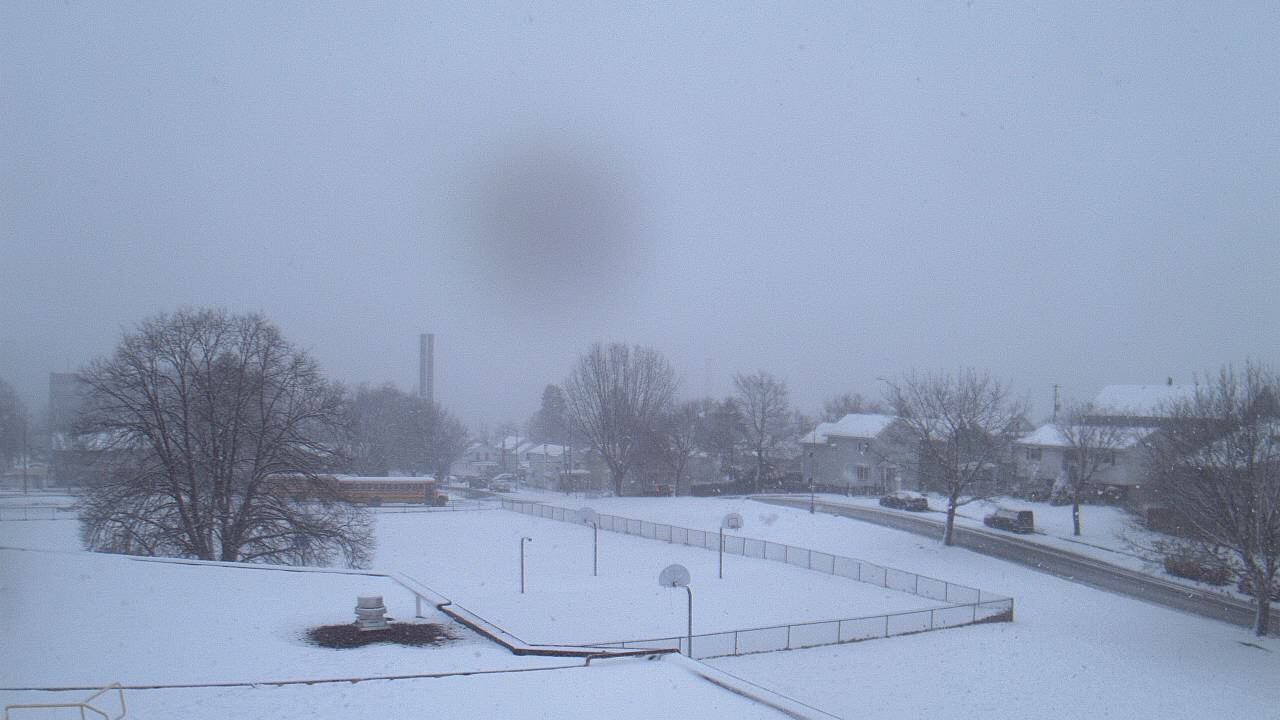 Thumbnail for current weather camera view from Heights Murray ES in Wilkes-Barre, Pennsylvania