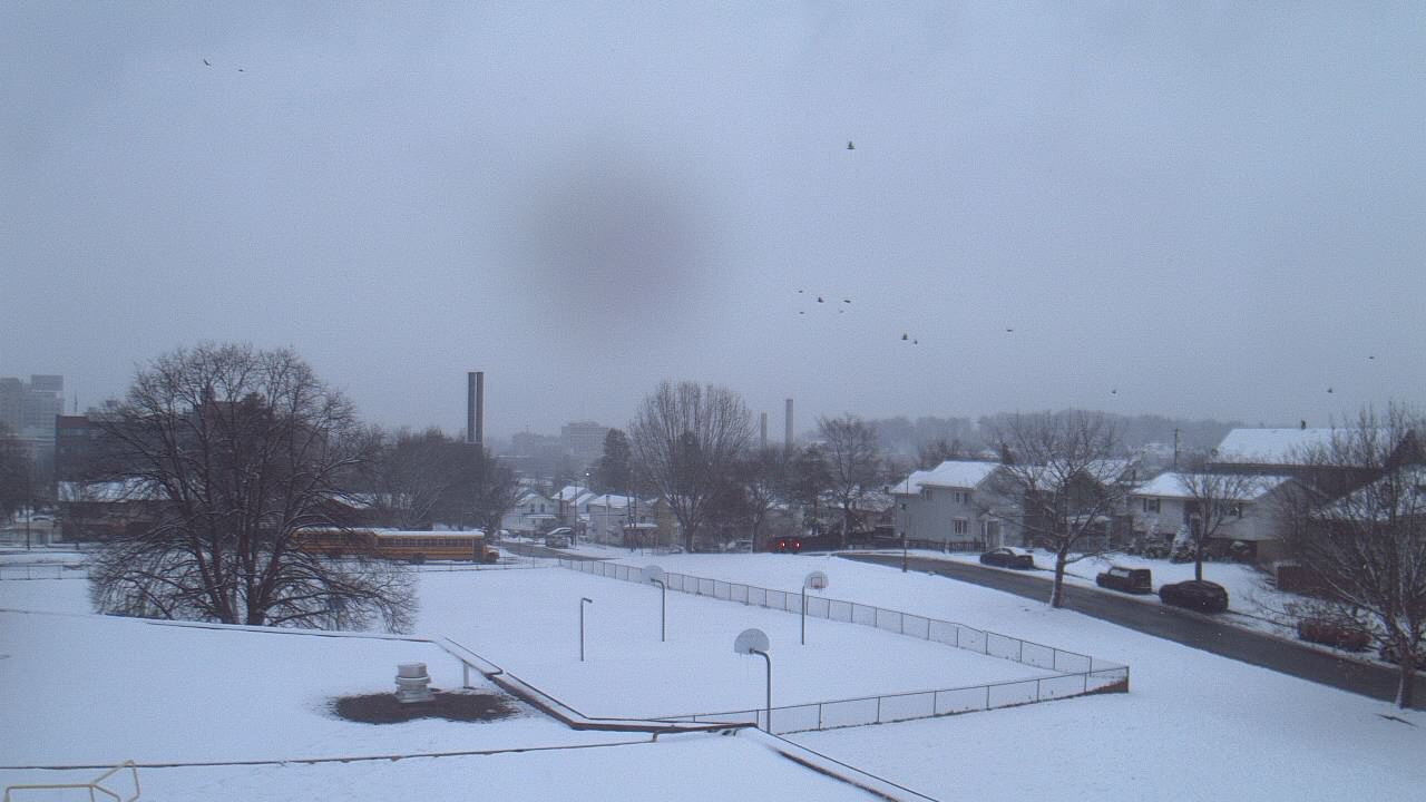 Thumbnail for current weather camera view from Heights Murray ES in Wilkes-Barre, Pennsylvania