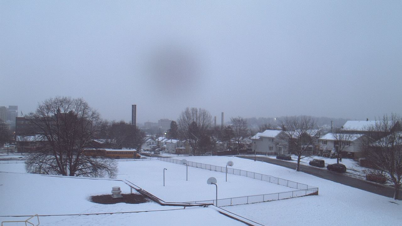 Thumbnail for current weather camera view from Heights Murray ES in Wilkes-Barre, Pennsylvania