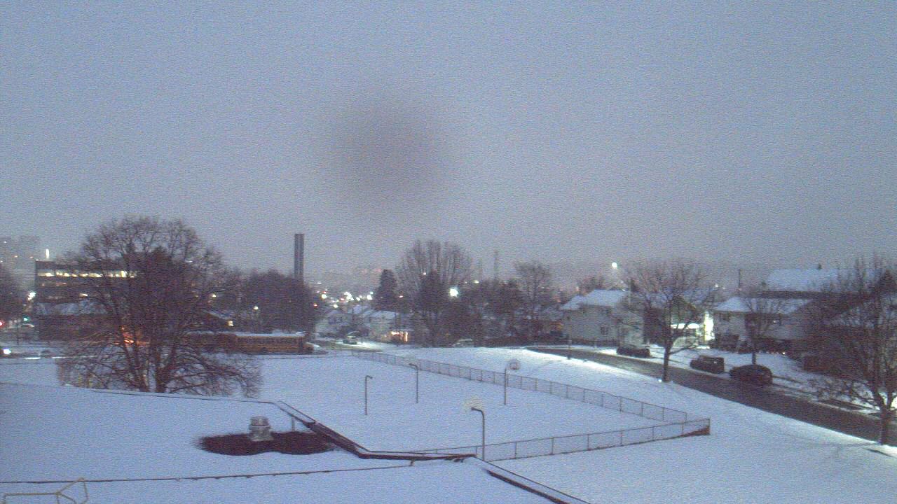 Thumbnail for current weather camera view from Heights Murray ES in Wilkes-Barre, Pennsylvania