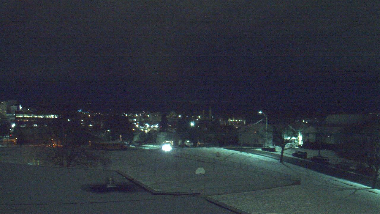 Thumbnail for current weather camera view from Heights Murray ES in Wilkes-Barre, Pennsylvania