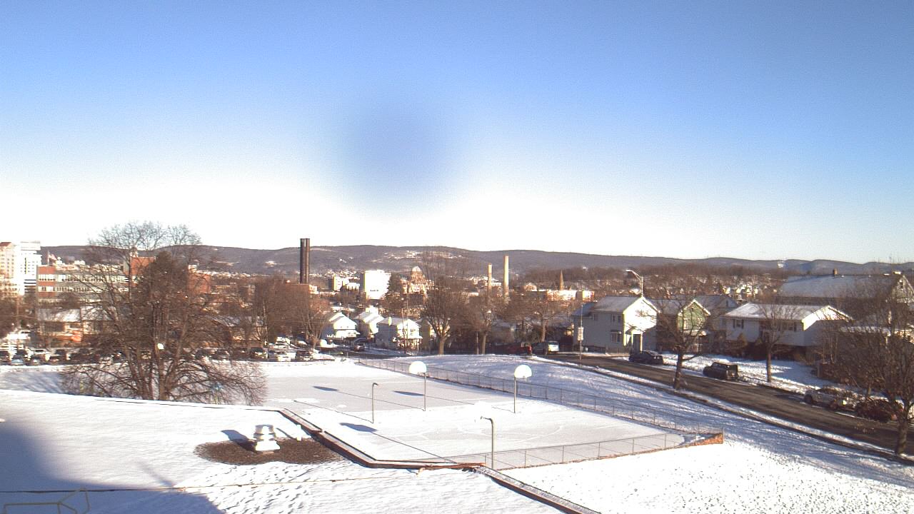 Thumbnail for current weather camera view from Heights Murray ES in Wilkes-Barre, Pennsylvania