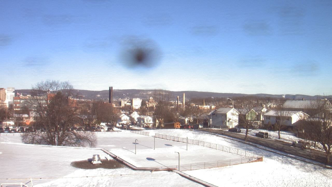 Thumbnail for current weather camera view from Heights Murray ES in Wilkes-Barre, Pennsylvania