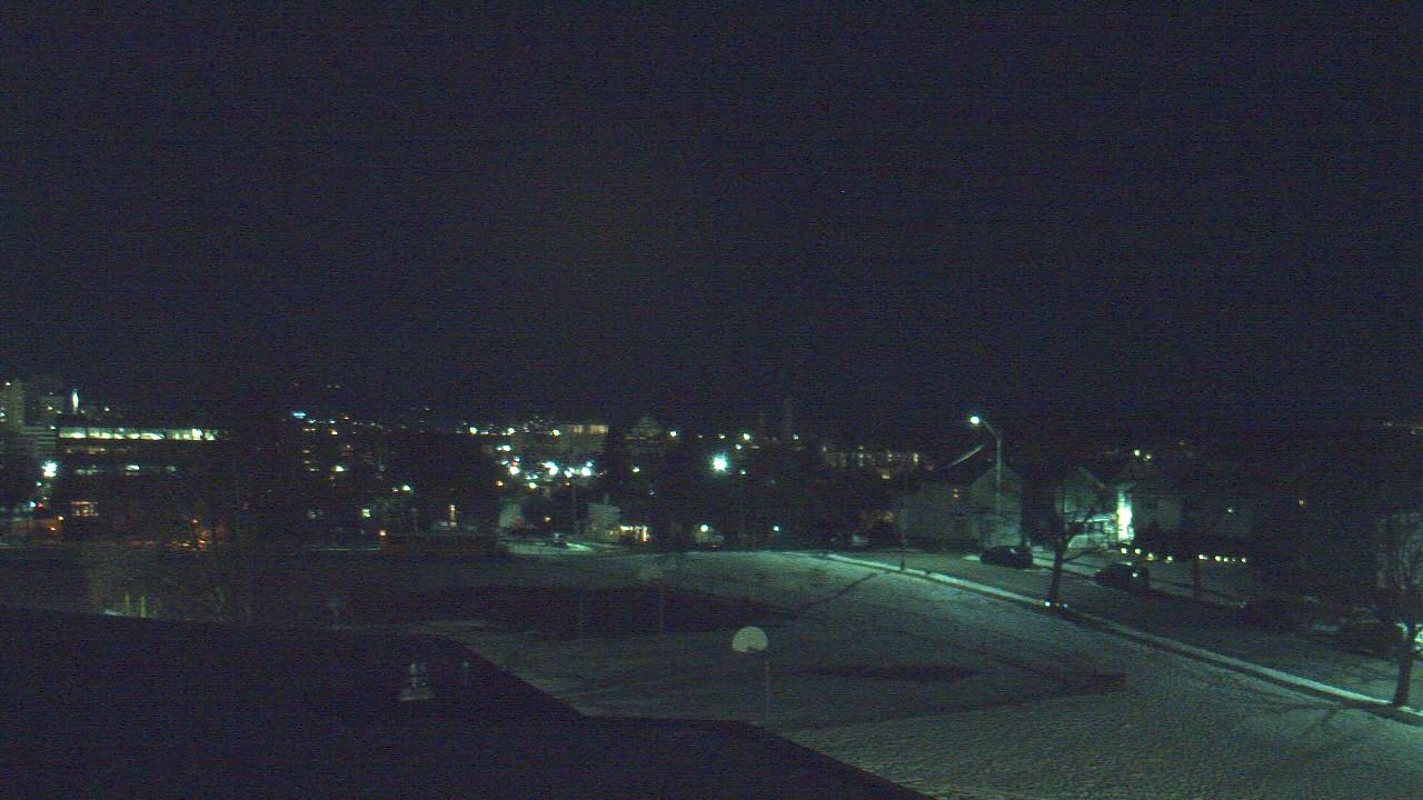 Thumbnail for current weather camera view from Heights Murray ES in Wilkes-Barre, Pennsylvania