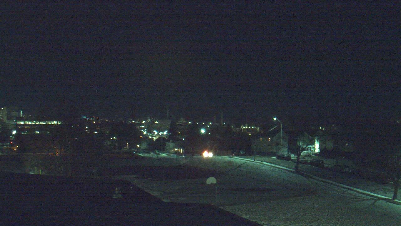 Thumbnail for current weather camera view from Heights Murray ES in Wilkes-Barre, Pennsylvania