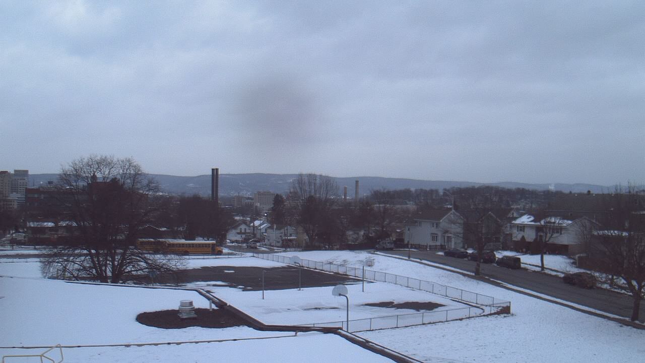 Thumbnail for current weather camera view from Heights Murray ES in Wilkes-Barre, Pennsylvania