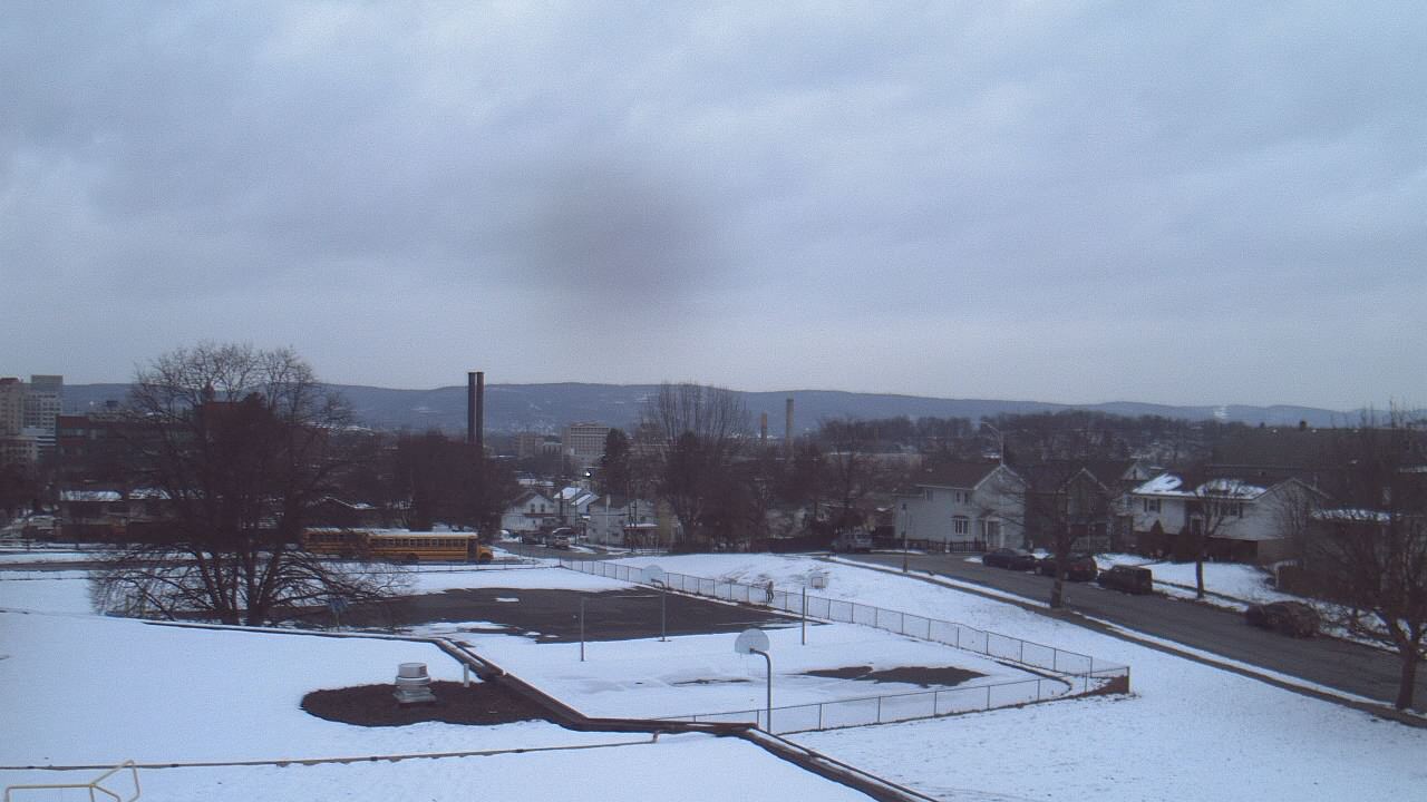 Thumbnail for current weather camera view from Heights Murray ES in Wilkes-Barre, Pennsylvania