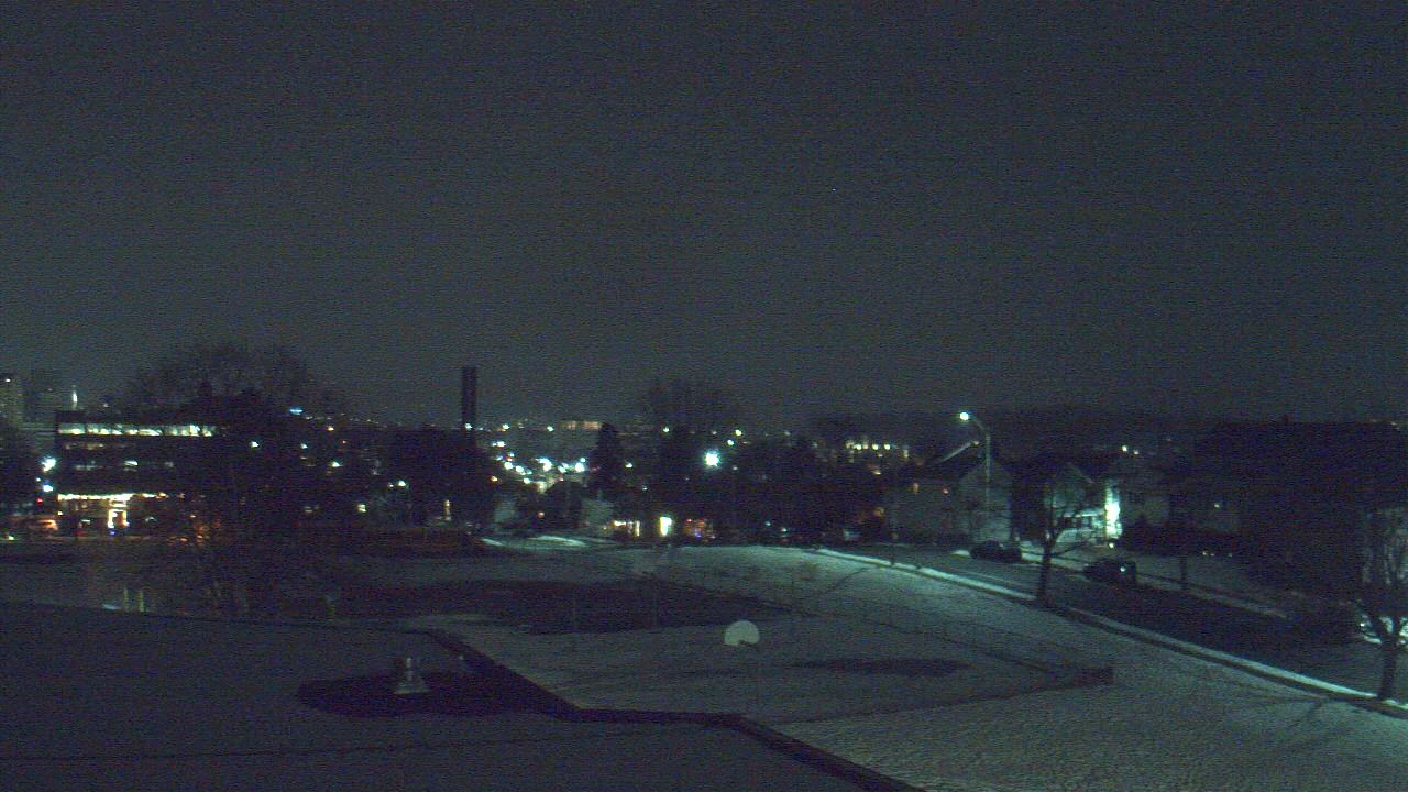 Thumbnail for current weather camera view from Heights Murray ES in Wilkes-Barre, Pennsylvania