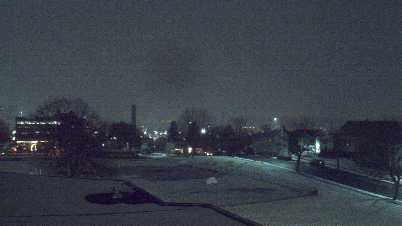 Thumbnail for current weather camera view from Heights Murray ES in Wilkes-Barre, Pennsylvania