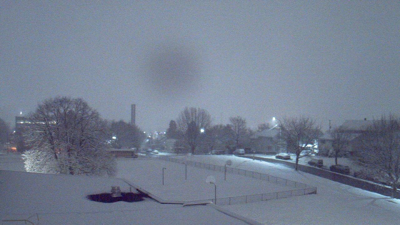 Thumbnail for current weather camera view from Heights Murray ES in Wilkes-Barre, Pennsylvania