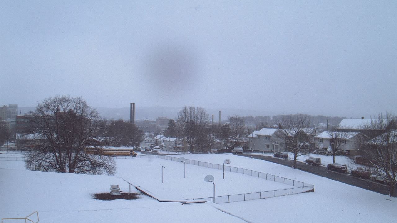 Thumbnail for current weather camera view from Heights Murray ES in Wilkes-Barre, Pennsylvania