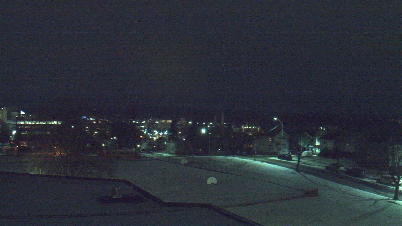Thumbnail for current weather camera view from Heights Murray ES in Wilkes-Barre, Pennsylvania