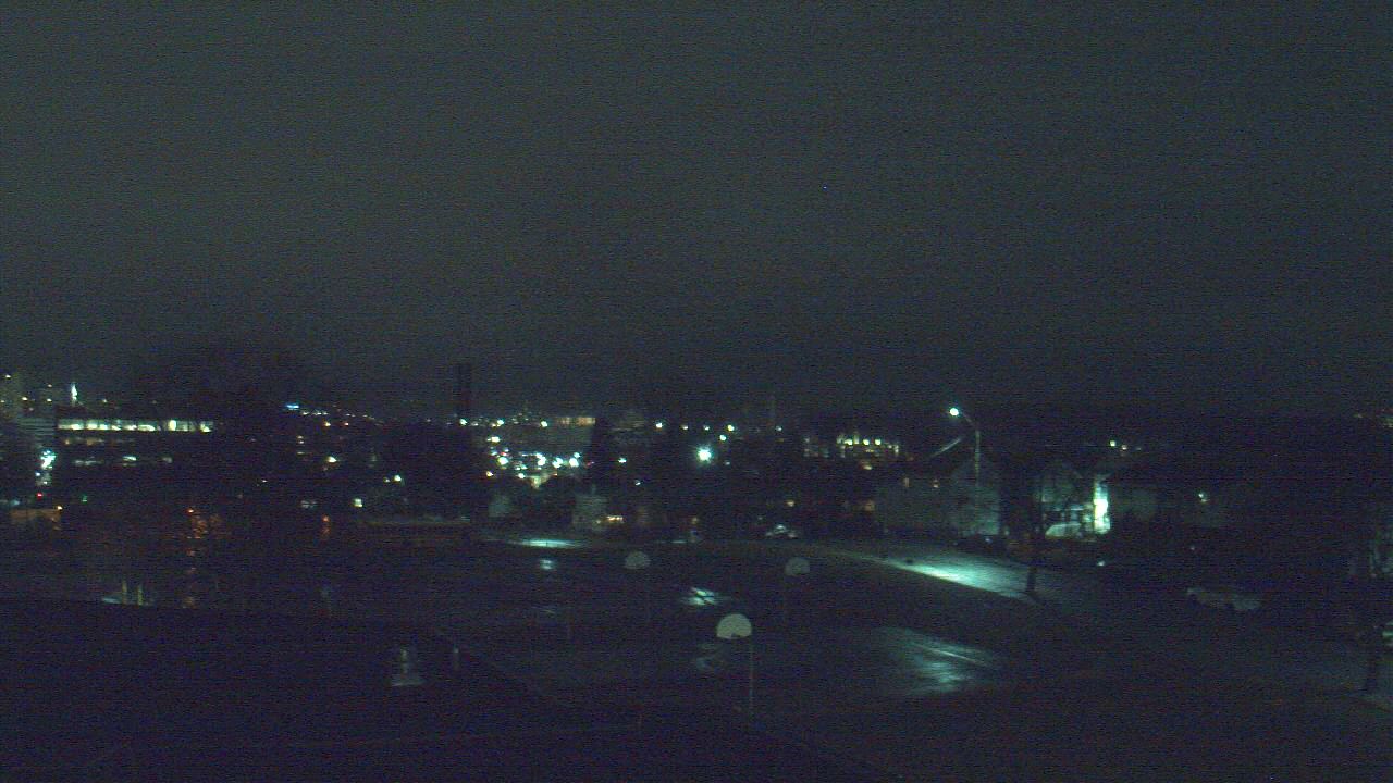 Thumbnail for current weather camera view from Heights Murray ES in Wilkes-Barre, Pennsylvania