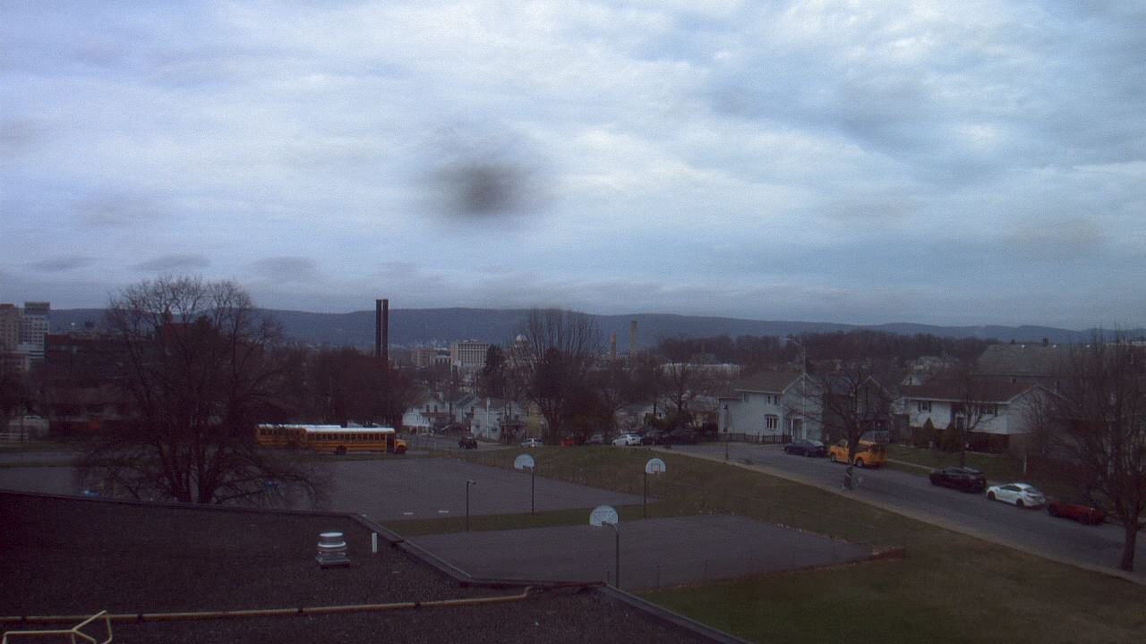 Thumbnail for current weather camera view from Heights Murray ES in Wilkes-Barre, Pennsylvania