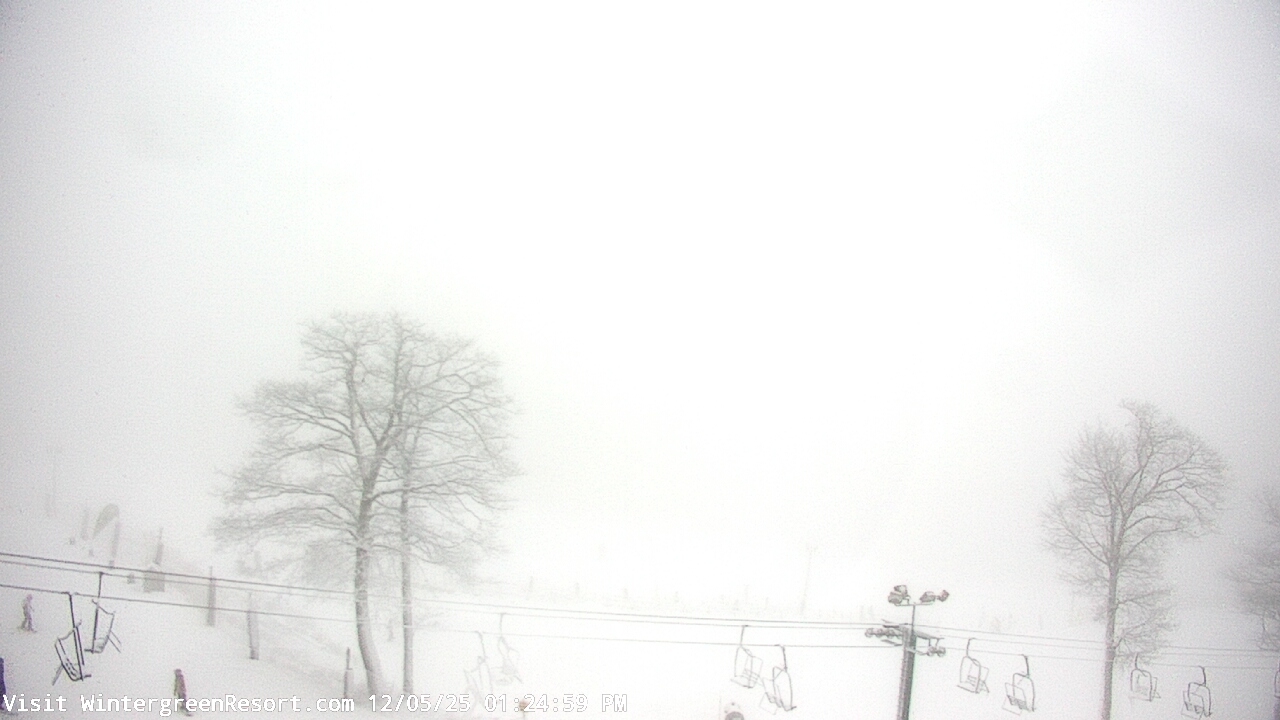 Thumbnail for current weather camera view from Wintergreen Mtn. at 3600 ft. elev. in Roseland, Virginia