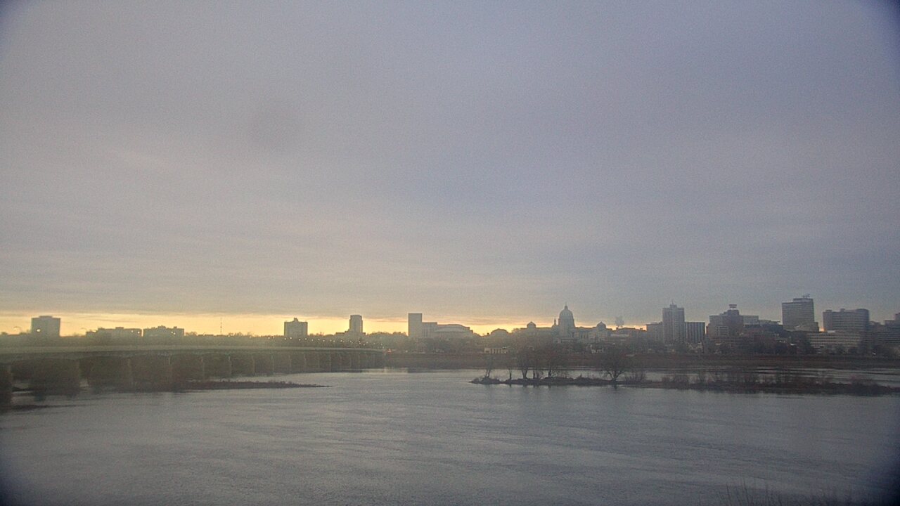 Thumbnail for current weather camera view from Robert Morris CPA in Wormleysburg, Pennsylvania