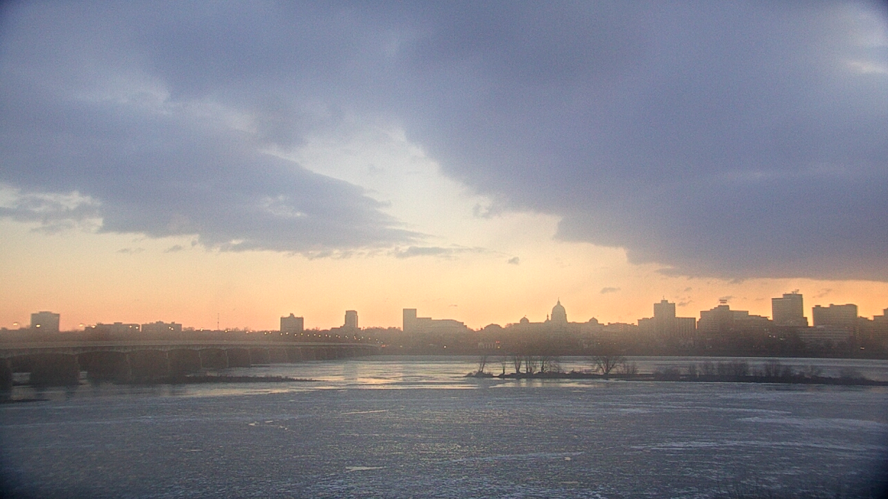 Thumbnail for current weather camera view from Robert Morris CPA in Wormleysburg, Pennsylvania