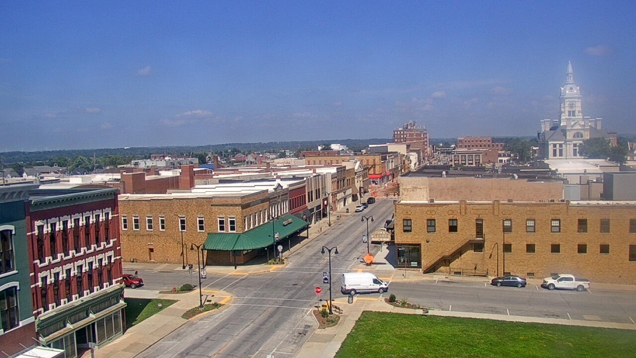 Thumbnail for current weather camera view from Westown Senior Apartments in Marshalltown, Iowa