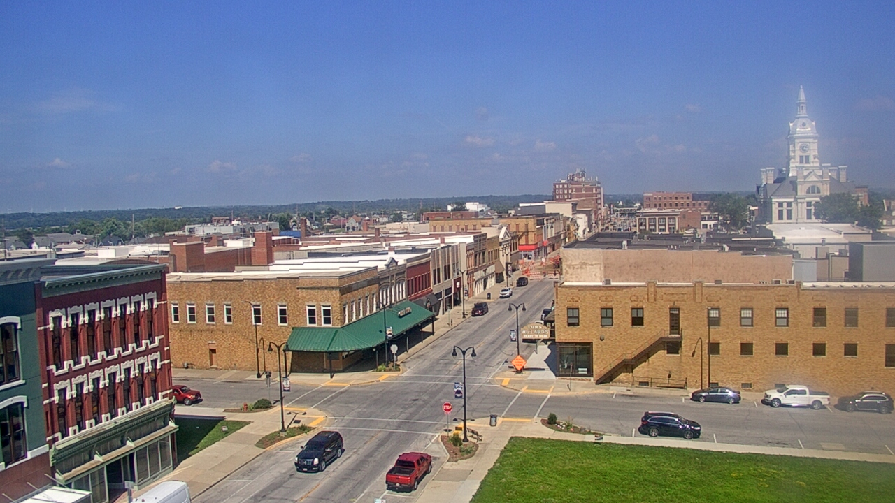 Thumbnail for current weather camera view from Westown Senior Apartments in Marshalltown, Iowa