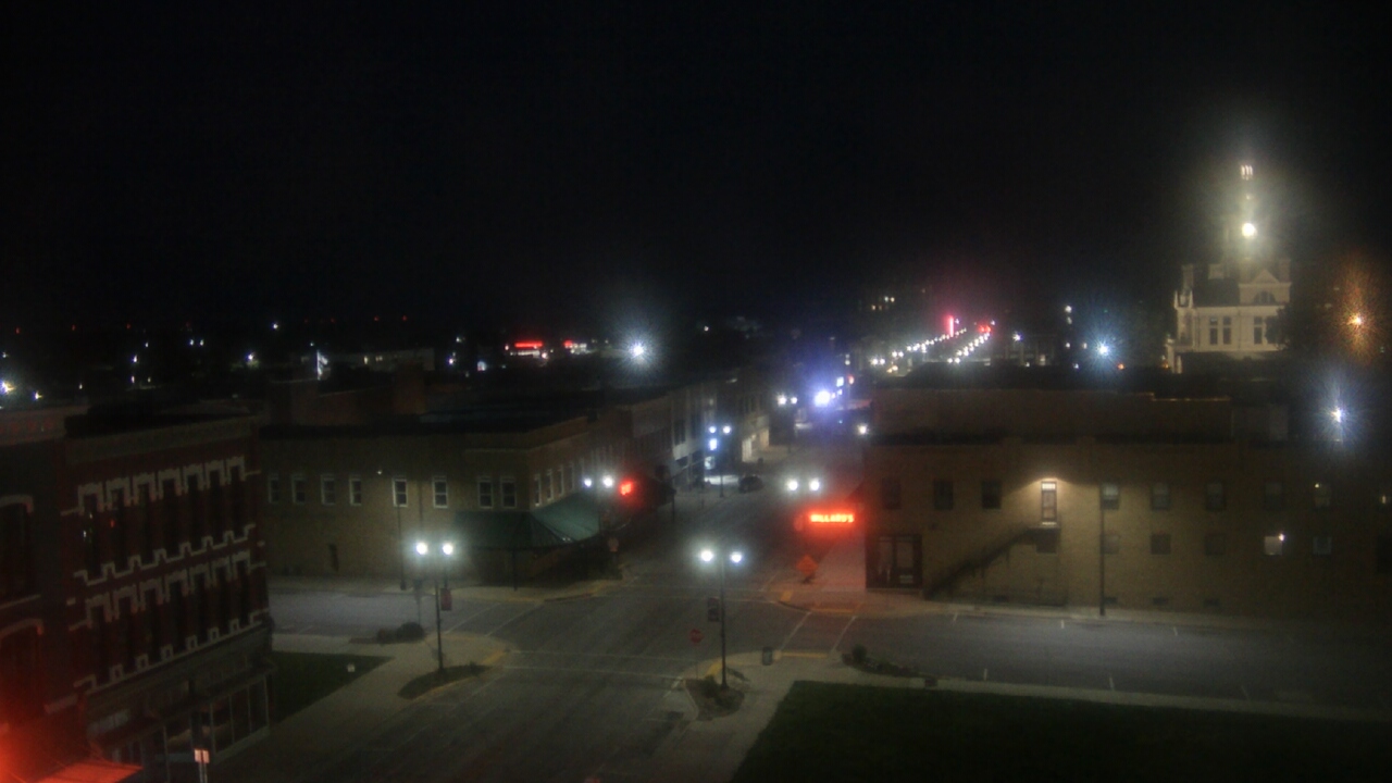Thumbnail for current weather camera view from Westown Senior Apartments in Marshalltown, Iowa