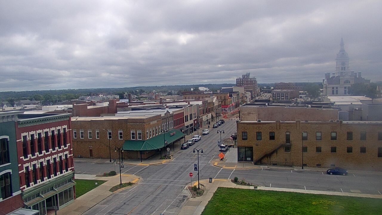 Thumbnail for current weather camera view from Westown Senior Apartments in Marshalltown, Iowa